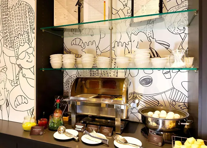 Ibis Potsdamer Platz Hotel 3*