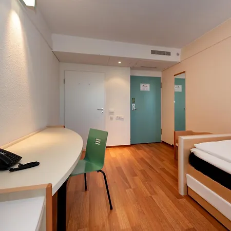 Ibis Potsdamer Platz 3* Berlin