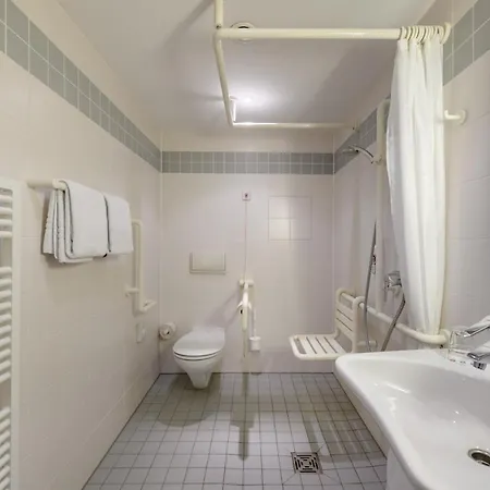 Ibis Potsdamer Platz Otel 2*