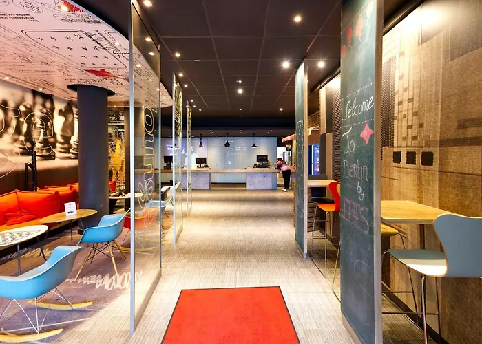 Ibis Potsdamer Platz Hotel 3*