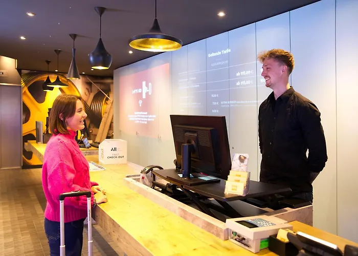 Ibis Potsdamer Platz 3*